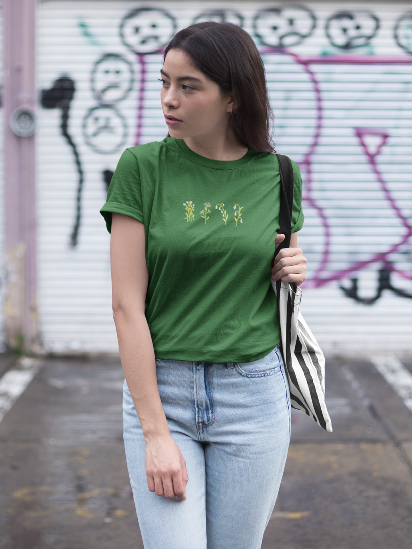 Wildflowers Green Tees - Diseño Bordado - HOODVANA